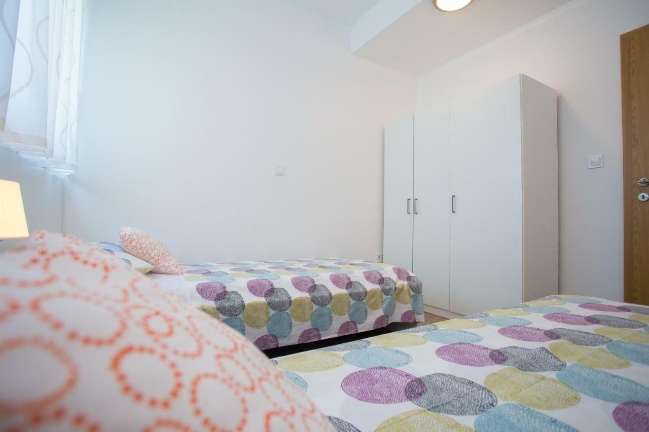 Apartmán Apartman Girasol Pula Exteriér fotografie